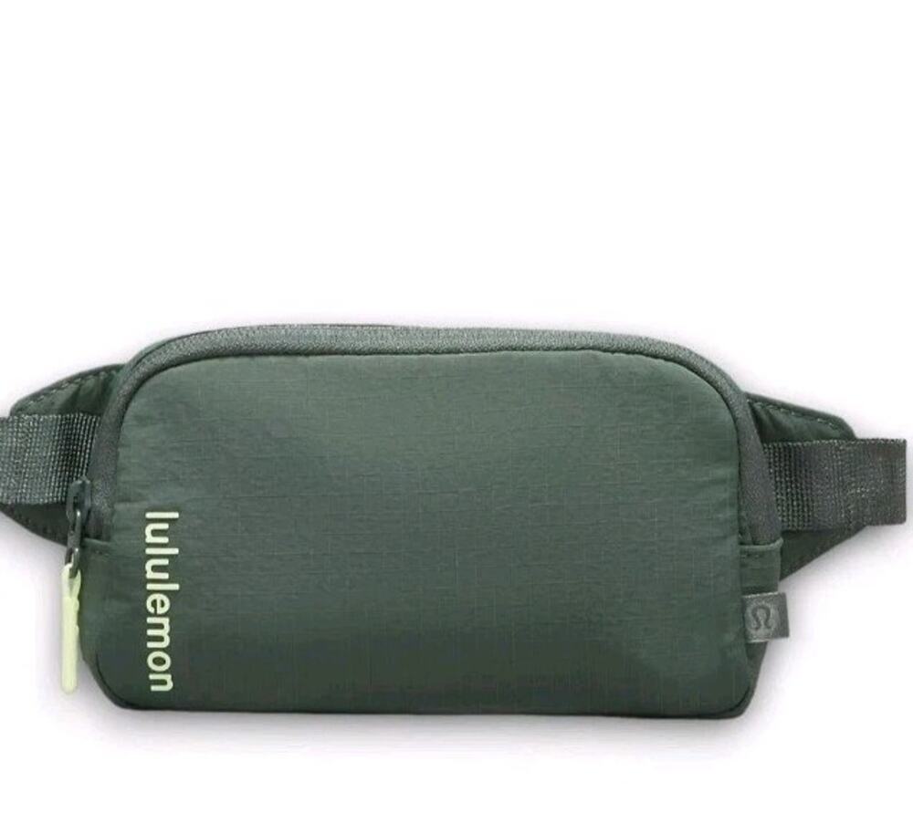 Lululemon Mini Belt Bag Fanny Pack Adjustable Strap Dark Green OSFM 7x4